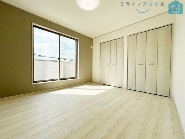 家族一人ひとりの大切なプライベート空間♪趣味に合わせて使って頂けるようシンプルに仕上げております!