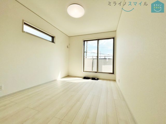 充分な広さと収納がある部屋はお子さまの自発性と成長を促します♪家族の成長を支えて好きなことに没頭できる空間にどうぞ!