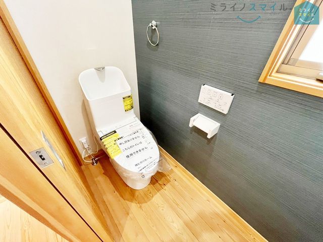 トイレが2か所にあるので、忙しい朝の時間帯でも余裕をもって使用することができます!また、家族用・来客用などと分けて使用することもできます♪