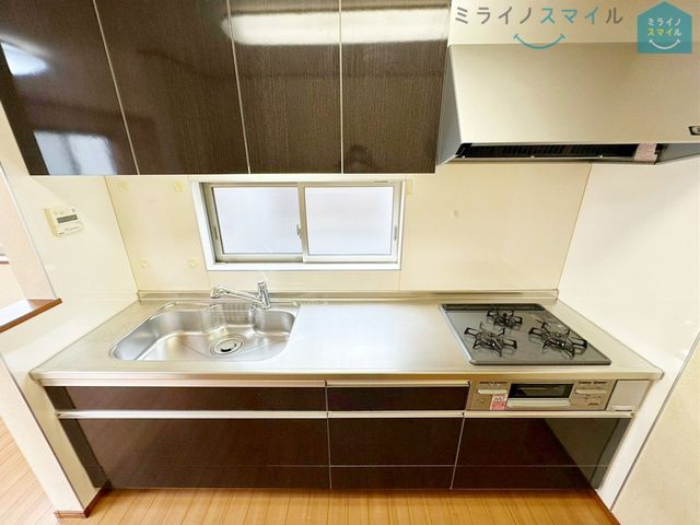 浄水器付きで、飲料水だけでなくお料理にも幅広くおいしい水をご利用いただけます♪