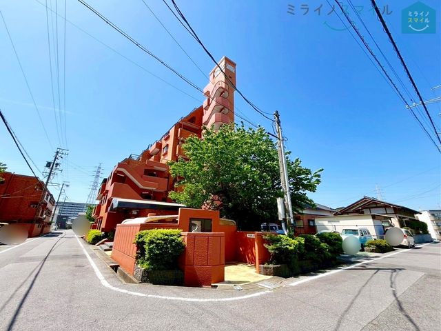 日当たりと風通し、開放感に恵まれた角地の物件です!資産価値が保たれやすく、人目につきやすいので防犯面◎