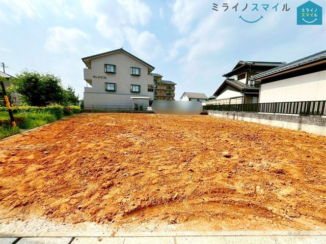 南東向き前面棟なしで日当たり良好です♪40坪以上のゆとりある敷地が確保できます!!