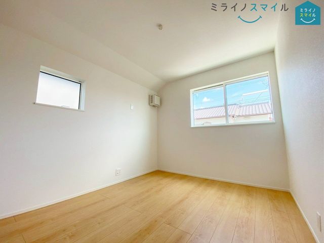 充分な広さと収納がある部屋はお子さまの自発性と成長を促します♪家族の成長を支えて好きなことに没頭できる空間にどうぞ!