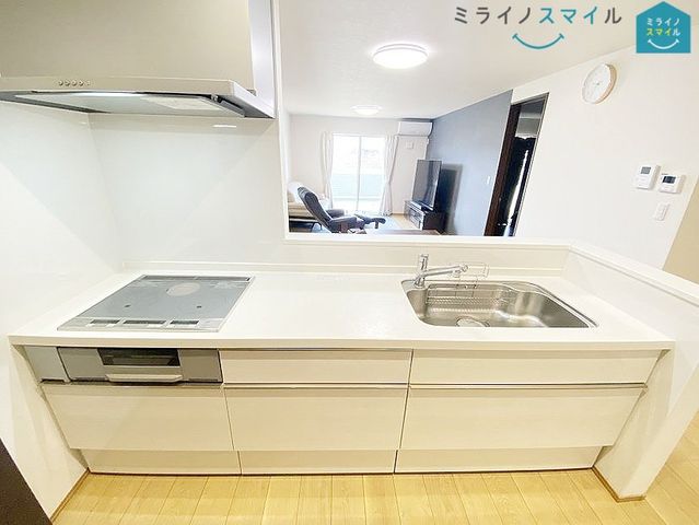 IHクッキングヒーターは火を使わないので安心です！小さなお子様でも料理のお手伝いができます♪