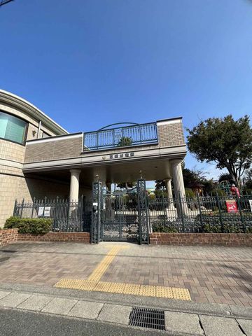 石橋幼稚園 徒歩4分。 280m