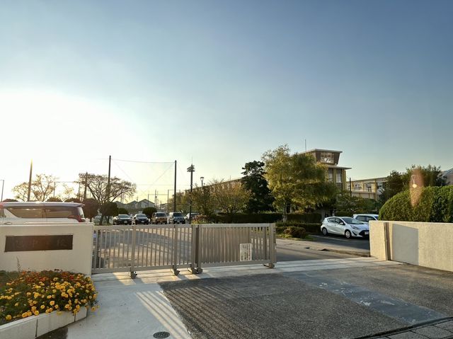 尾張旭市立旭中学校 2940m