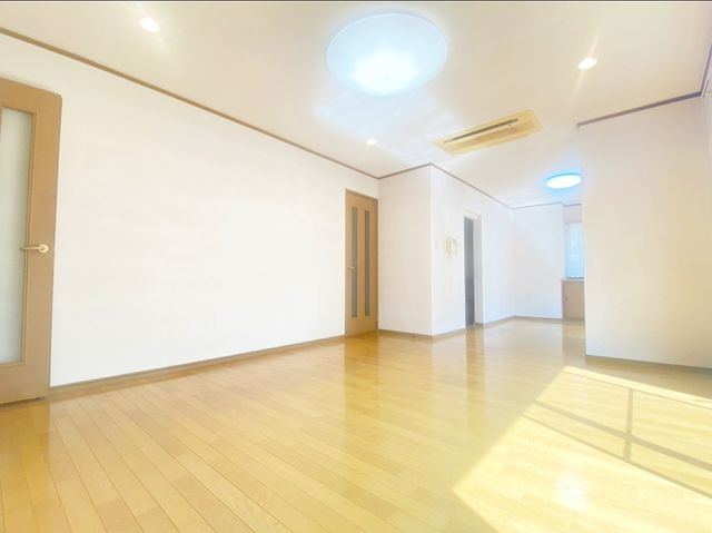 愛知県日進市香久山１丁目