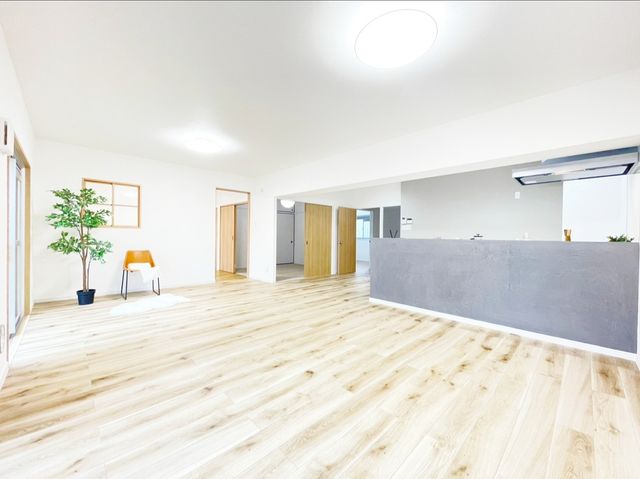 リノベーション済。快適な暮らしを実現する現代的な住まいになりました。