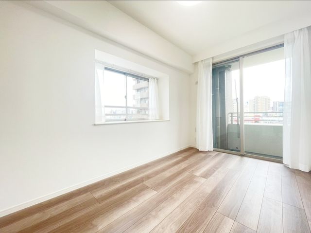 角部屋は風通しも良く、隣と接していない為、生活音を気にせず過ごせます。