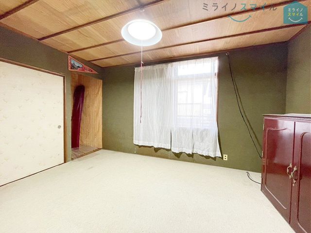 家族一人ひとりの大切なプライベート空間♪趣味に合わせて使って頂けるようシンプルに仕上げております!
