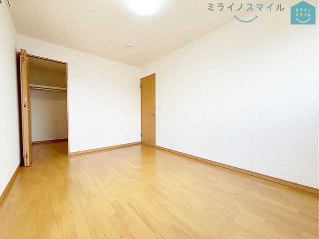 家族一人ひとりの大切なプライベート空間♪趣味に合わせて使って頂けるようシンプルに仕上げております！