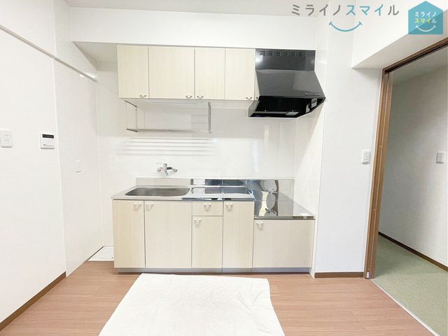 人気の3口コンロのグリル付きシステムキッチンです♪とても使いやすくて料理のレパートリーが増えてしまうかも♪
