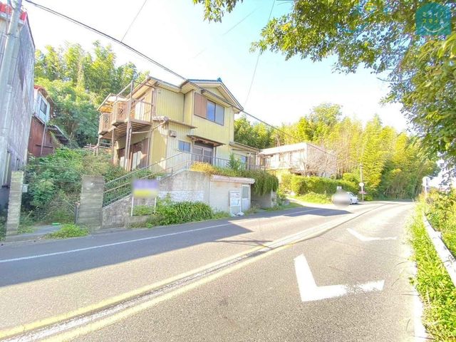 ファミリーマート大府米田店　徒歩約５分（約４５０ｍ）です！