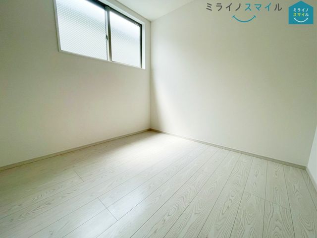 家族一人ひとりの大切なプライベート空間♪趣味に合わせて使って頂けるようシンプルに仕上げております！