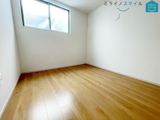 家族一人ひとりの大切なプライベート空間♪趣味に合わせて使って頂けるようシンプルに仕上げております！