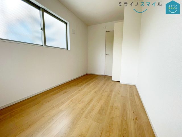 全室フローリングなので見た目がお洒落です！掃除も簡単で、アレルギーの方にもおすすめです♪