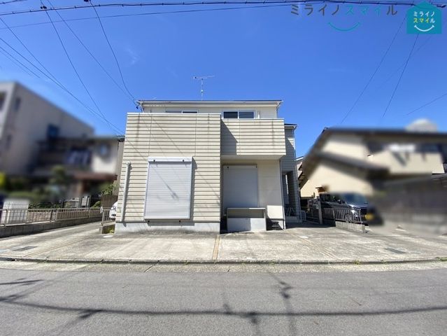 南向きの戸建てです。陽当り良好です。