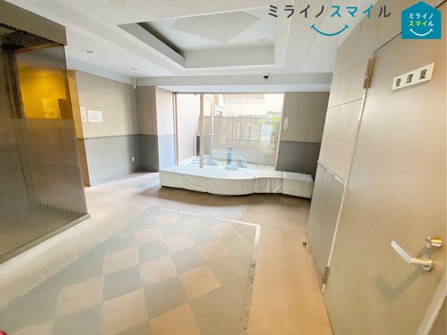 管理が行き届いており綺麗なエントランス♪お出かけの際のちょっとした休憩にgoodですね!◎