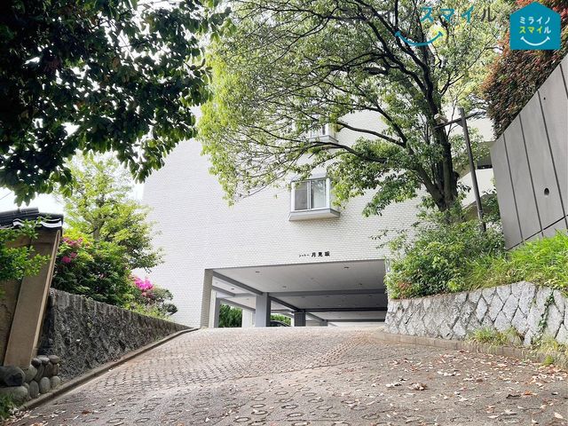 コチラのマンションからは地下鉄東山線「覚王山」駅まで徒歩5分♪♪アクセス良好です！