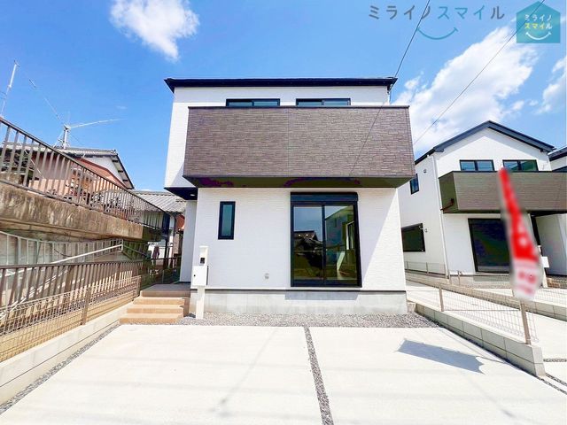 落ち着いた雰囲気の外観です♪JR中央本線「高蔵寺」駅まで徒歩15分!通勤通学に便利♪