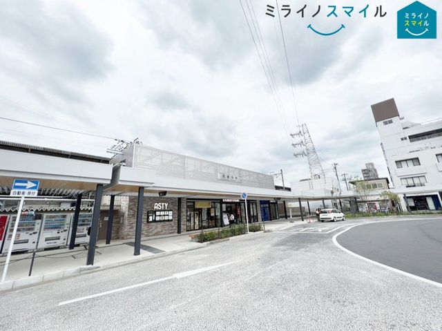 高蔵寺駅(JR中央本線) 徒歩28分。 2190m