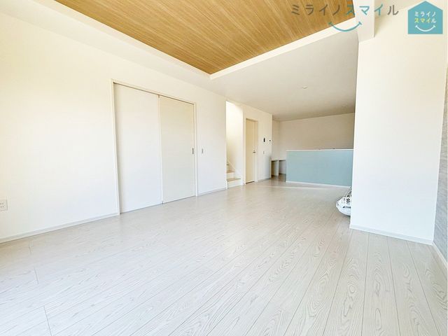 明るく開放感のある間取りは、家族が増えても住み続けられるお家です♪