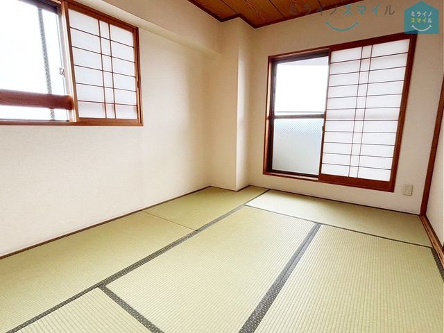 和室は、小さなお子様のお世話に大活躍♪来客用スペースとしても活用でき、ちょっと横になりたい時などとっても便利です！