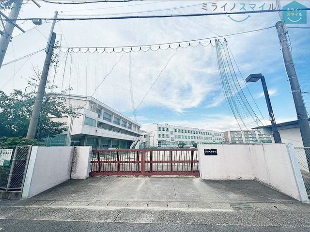 名古屋市立守山北中学校 徒歩17分。 1300m