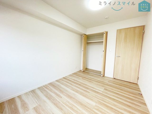 お掃除もラクチンなフローリングのお部屋です！夏場に心地良いひんやり感はフローリングならではです♪