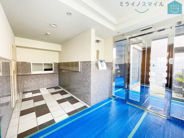 オートロック付き・TVモニター付きインターホンでセキュリティ対策もしっかりしています◎