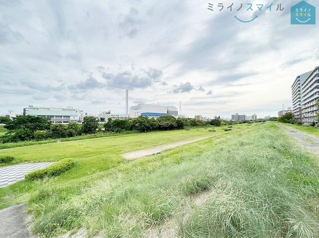 小原橋緑地 徒歩4分。 320m
