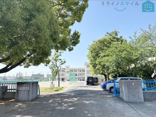 春日井市立勝川小学校 徒歩12分。 950m