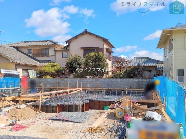 防犯性の高いテレビモニター付きインターホン!お子様のお留守番の際にも安心ですね!