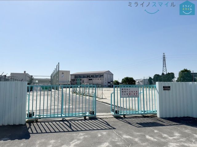 春日井市立知多中学校 徒歩10分。 750m