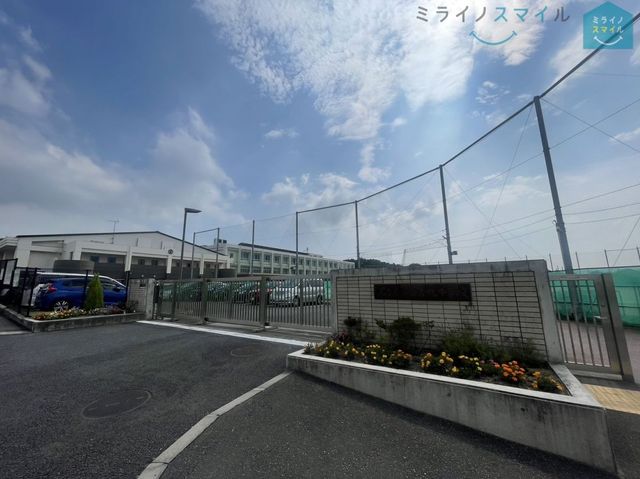 名古屋市立吉根中学校 徒歩14分。 1070m