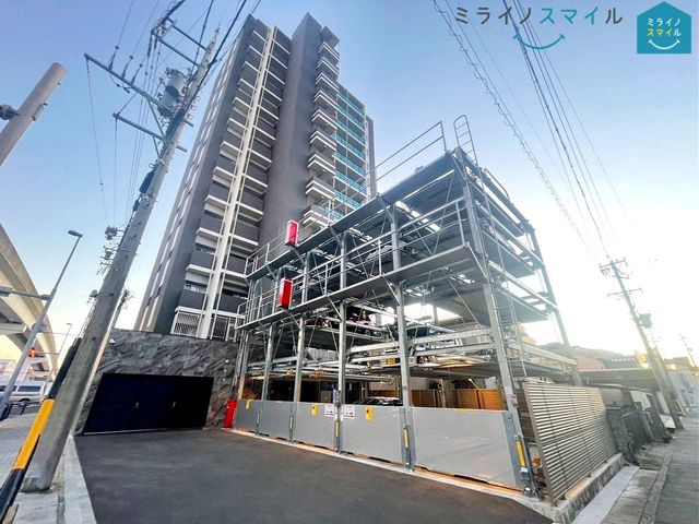 駐車場の準備がございます♪月額2500~9000円(税込み)、空き状況についてはお問い合わせ下さい♪