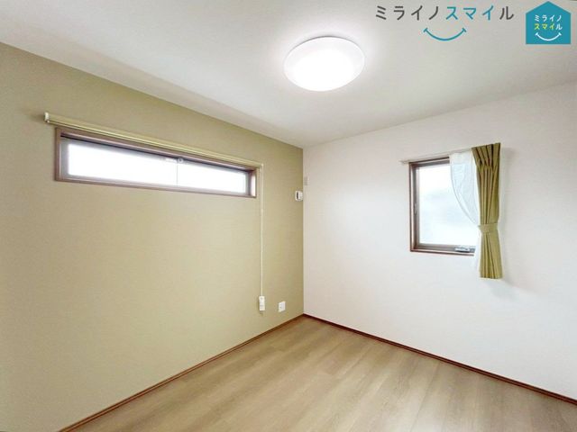 家族一人ひとりの大切なプライベート空間♪趣味に合わせて使って頂けるようシンプルに仕上げております！