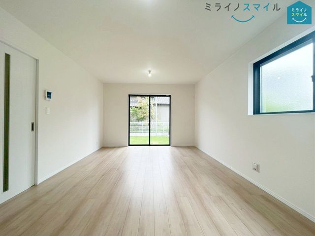 朝食準備、送り迎え…と忙しい朝に大助かりの食器洗浄乾燥機！お食事後の家族のくつろぎタイムをゆっくりもてます♪