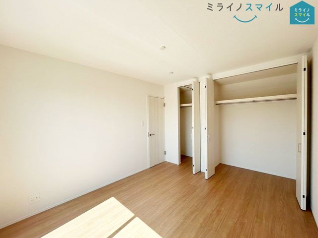 クローゼット2箇所あり。身支度が早くできるので忙しい時に大活躍します♪